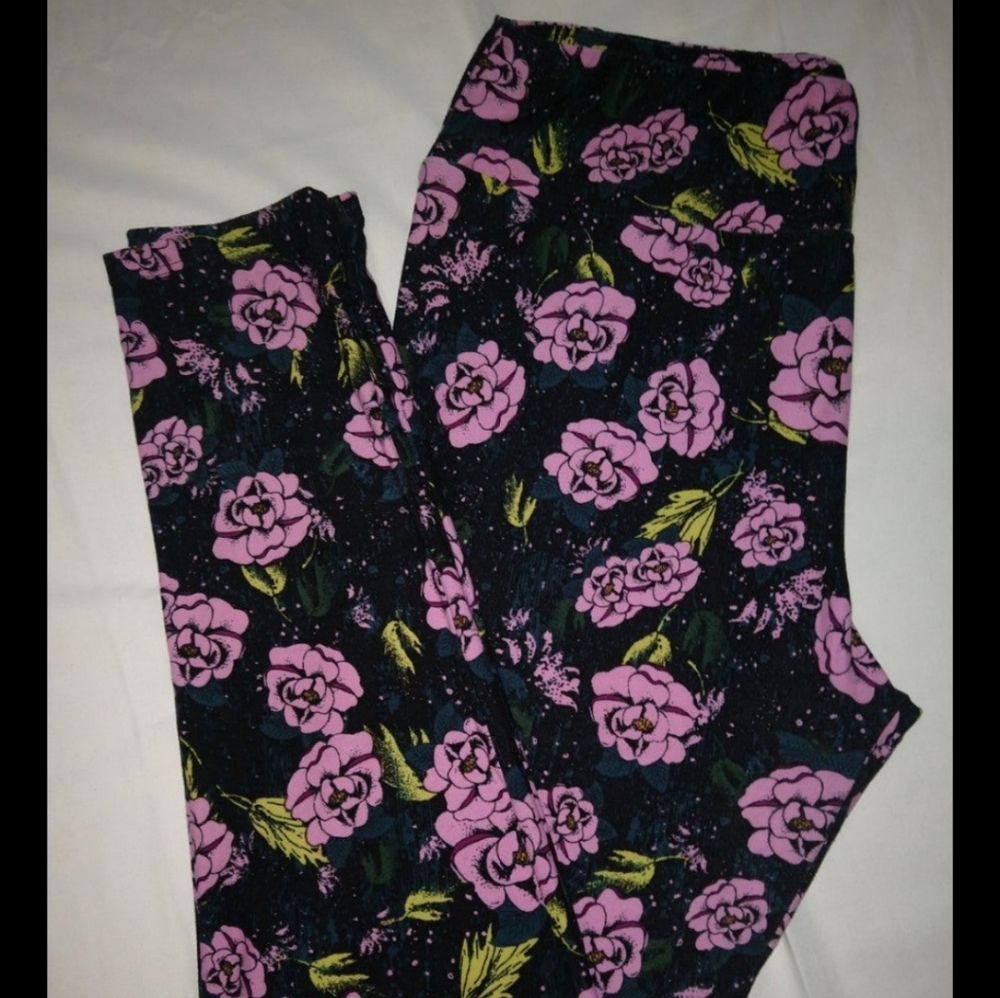 T&C Lularoe leggings